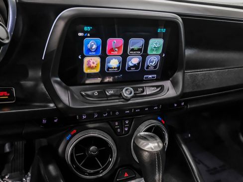 Used 2018 Chevrolet Camaro SS image 38