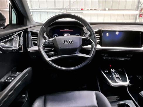 Used 2023 Audi Q4 e-tron Premium Plus w/ Premium Plus RWD image 8