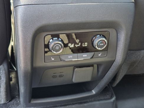 New 2026 Chevrolet Traverse RS w/ LPO, Floor Liner Package image 11