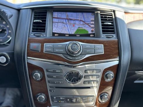 Used 2018 INFINITI QX80 Base image 30