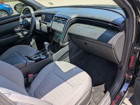 Used 2024 Hyundai Santa Cruz SEL w/ Activity Package image 12