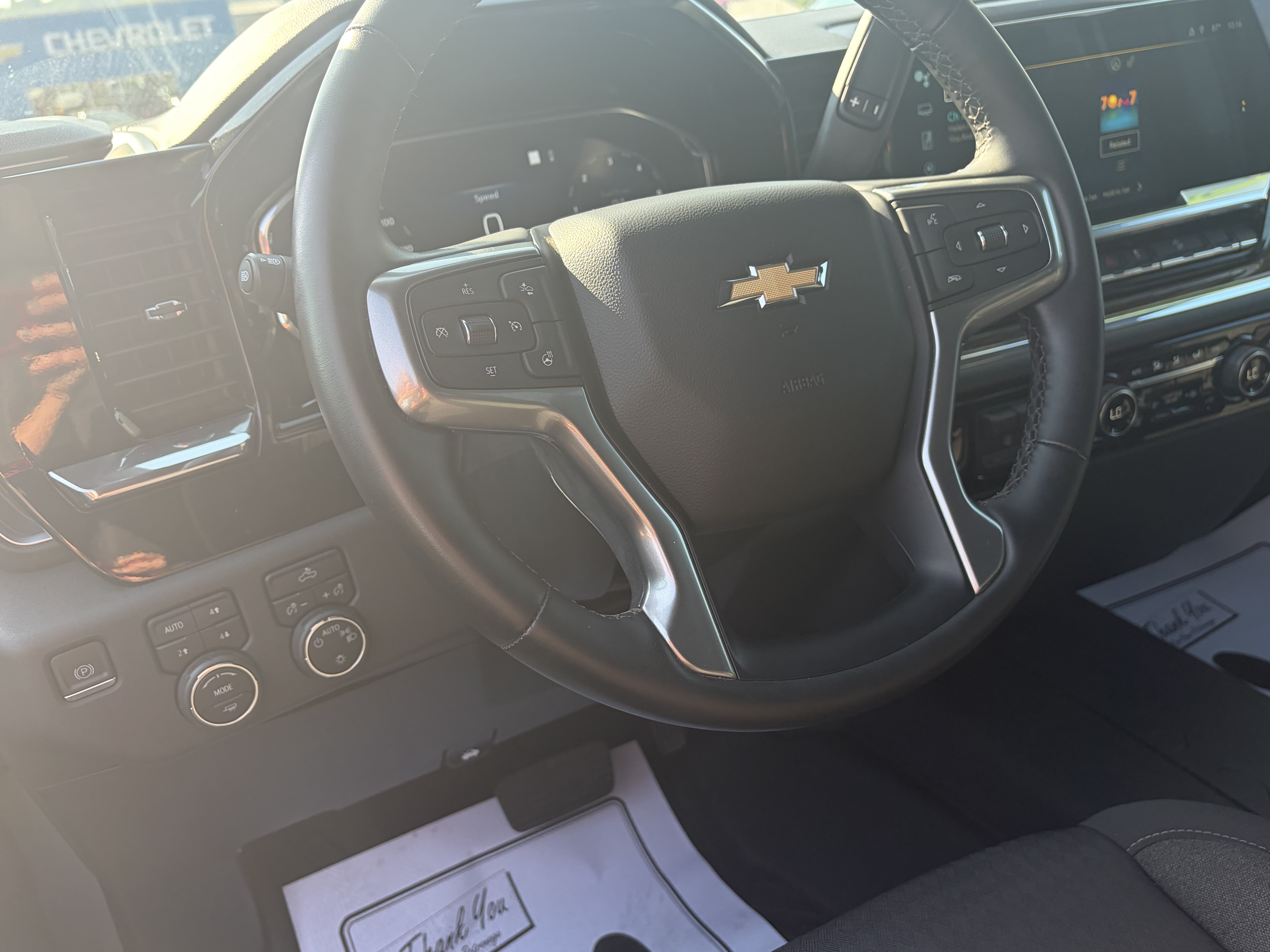 Used 2023 Chevrolet Silverado 1500 LT AWD/4WD image 14