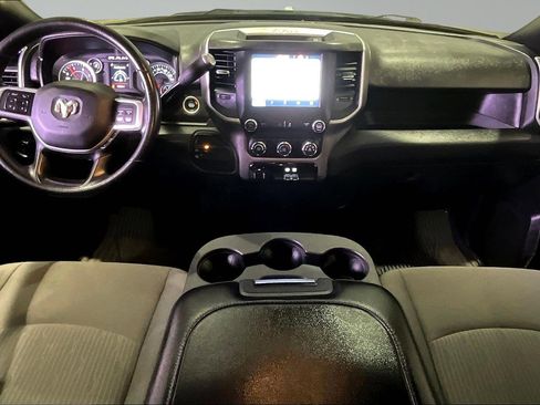 Used 2022 RAM 2500 Big Horn w/ Cold Weather Group AWD/4WD image 8