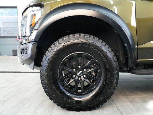 Used 2025 Ford F150 Raptor AWD/4WD image 9