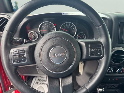 Used 2017 Jeep Wrangler Unlimited Sport w/ Connectivity Group AWD/4WD image 17