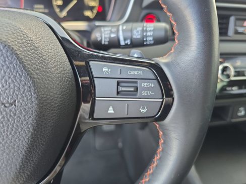 Certified 2025 Honda Pilot Sport image 23