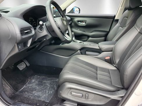 New 2026 Honda HR-V EX-L image 8