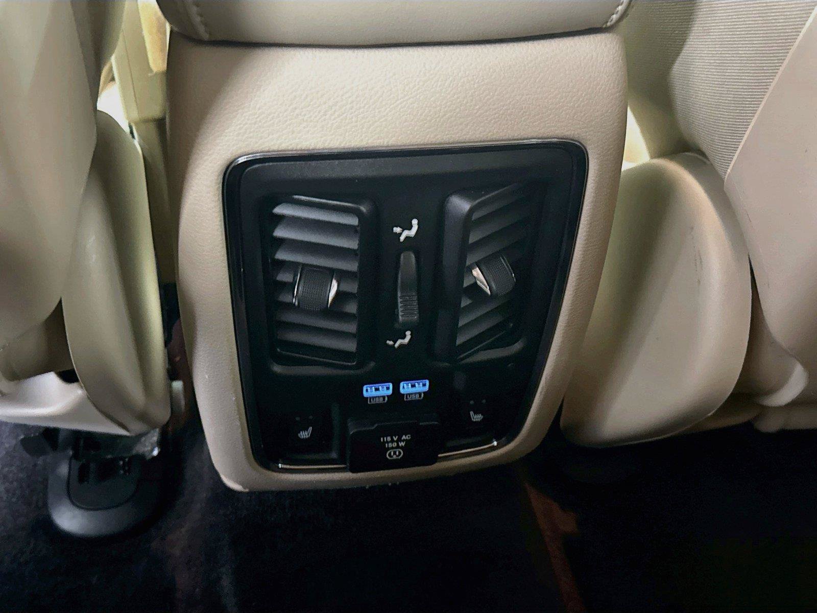 Used 2018 Jeep Grand Cherokee Limited AWD/4WD image 24