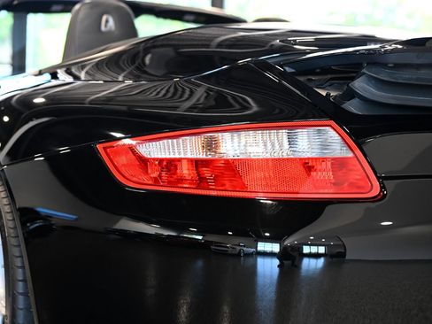 Used 2007 Porsche 911 Carrera S RWD image 15