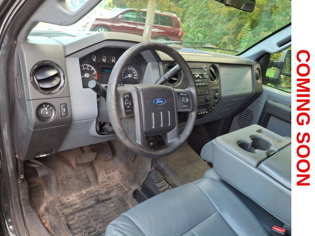 Used 2016 Ford F250 XL w/ Power Equipment Group AWD/4WD image 10