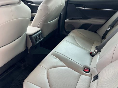 Used 2023 Toyota Camry XLE w/ Cold Weather Package image 9