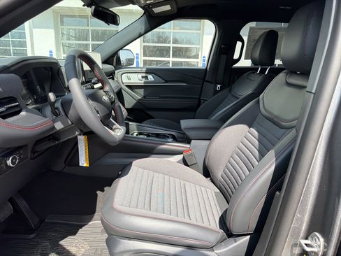 New 2026 Ford Explorer ST-Line image 11
