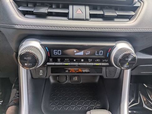Certified 2025 Toyota RAV4 LE AWD/4WD image 30