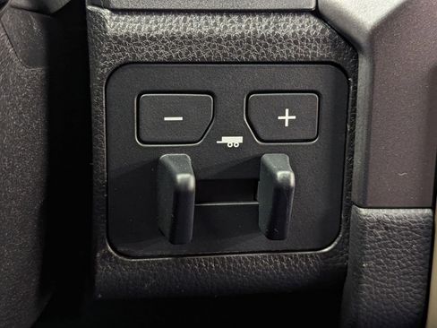 New 2026 Toyota Tacoma SR5 image 33