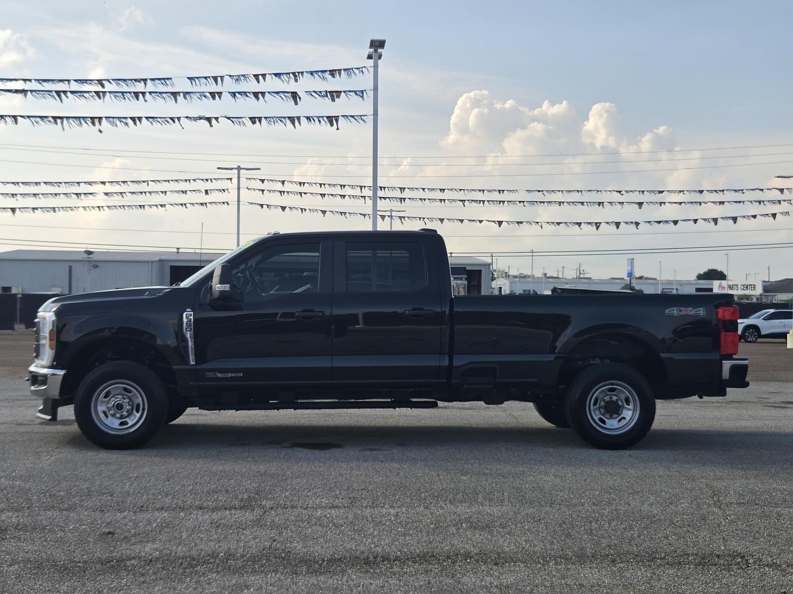Used 2024 Ford F350 XL w/ 360-Degree Camera Package AWD/4WD image 6