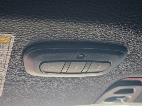 Used 2022 Jeep Gladiator Sport image 34