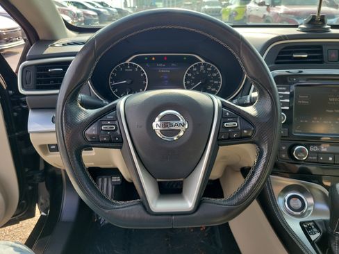 Used 2019 Nissan Maxima 3.5 SL w/ Floor Mat Group FWD image 21