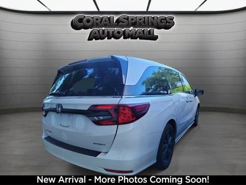 Used 2024 Honda Odyssey Sport image 4