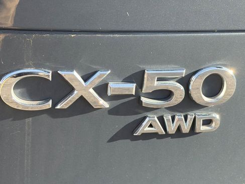 Used 2024 MAZDA CX-50 AWD 2.5 S w/ Preferred Package image 12