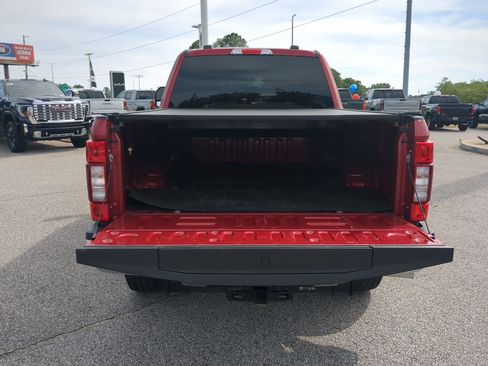 Used 2022 Ford F250 XLT w/ XLT Premium Package AWD/4WD image 22