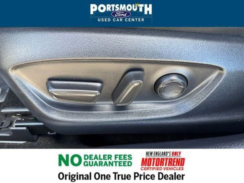 Used 2023 Toyota Camry SE image 21