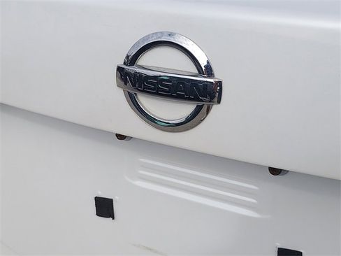 Used 2021 Nissan Sentra SV w/ SV Premium Package image 9