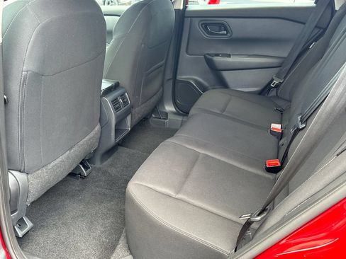 Used 2024 Nissan Rogue S AWD/4WD image 13