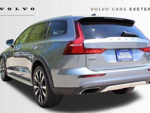 Used 2021 Volvo V60 T5 Cross Country w/ Lounge Package AWD/4WD image 7