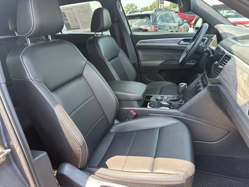 Used 2023 Volkswagen Atlas Cross Sport SE AWD/4WD image 26