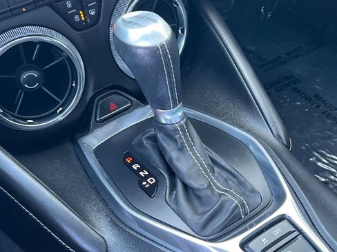 Used 2017 Chevrolet Camaro LT RWD image 28