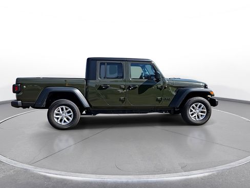 New 2023 Jeep Gladiator Sport AWD/4WD image 9
