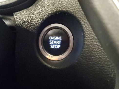 Used 2023 Toyota Corolla Cross LE FWD image 29