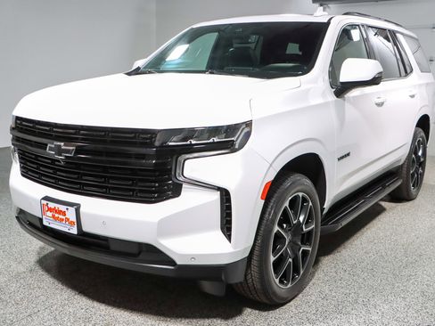 Used 2024 Chevrolet Tahoe RST w/ Luxury Package image 37