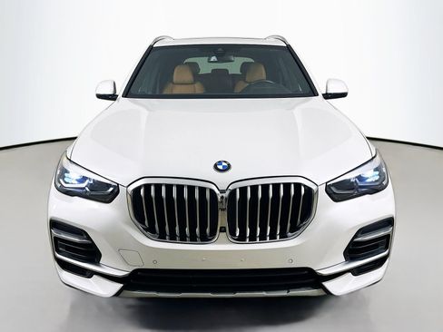 Used 2023 BMW X5 xDrive40i w/ Parking Assistance Package AWD/4WD image 2