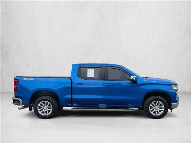 Used 2022 Chevrolet Silverado 1500 LT w/ Safety Package AWD/4WD image 6