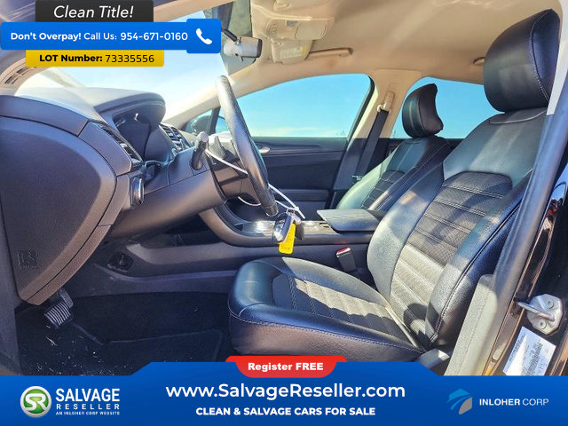 Used 2018 Ford Fusion SE w/ Equipment Group 201A FWD image 9