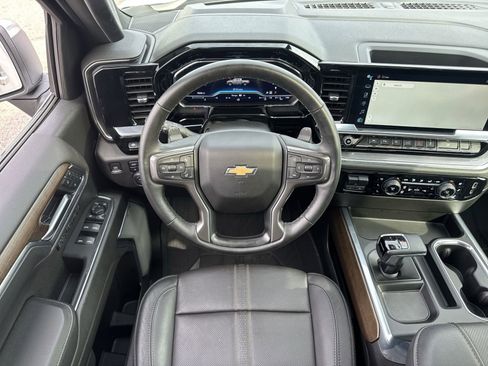 Used 2024 Chevrolet Silverado 1500 High Country w/ High Country Premium Package image 37