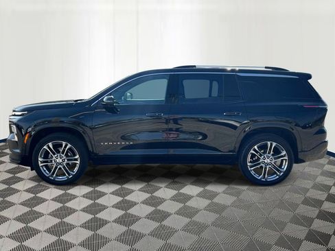Used 2026 Chevrolet Traverse High Country AWD/4WD image 2