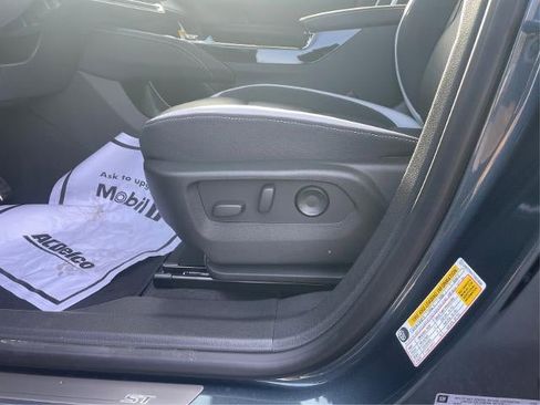 New 2026 Buick Envision Sport Touring image 16