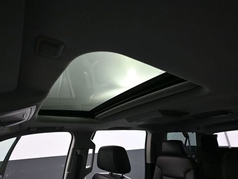 Used 2016 GMC Yukon XL Denali w/ Open Road Package image 28