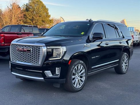 Used 2021 GMC Yukon Denali w/ Denali Premium Package image 7