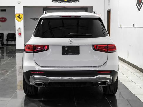 Used 2021 Mercedes-Benz GLB 250 w/ Premium Package image 10