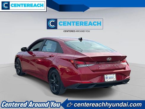 Used 2023 Hyundai Elantra SEL image 4
