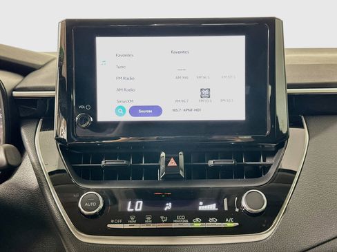 Used 2023 Toyota Corolla LE FWD image 22