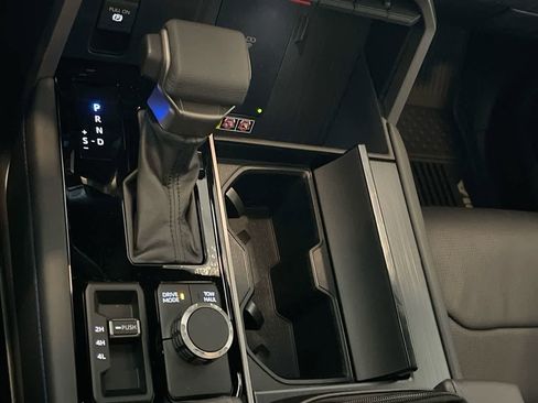 New 2026 Toyota Sequoia Platinum AWD/4WD image 20
