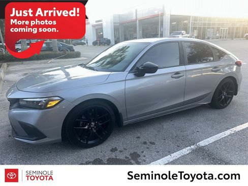 Used 2022 Honda Civic Sport image 1