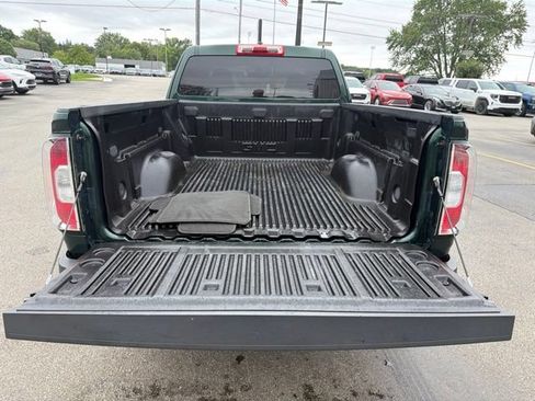 Used 2015 GMC Canyon W/T RWD image 4