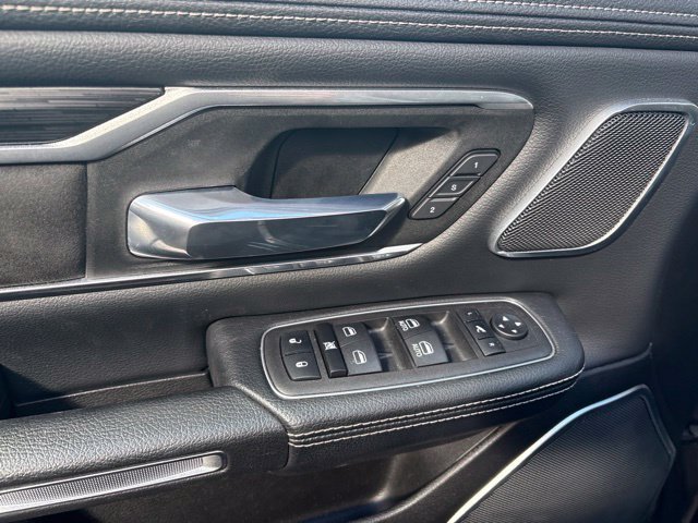 Used 2023 RAM 1500 Laramie AWD/4WD image 12