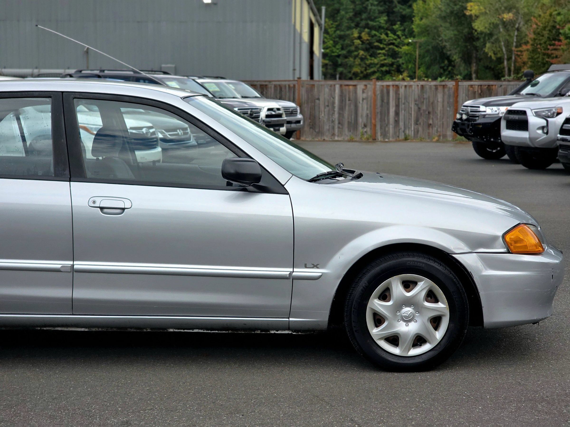 Used 1999 MAZDA Protege FWD image 14