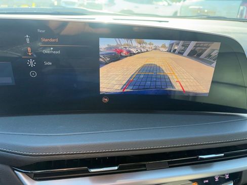 Certified 2025 Cadillac XT4 Premium Luxury FWD image 24